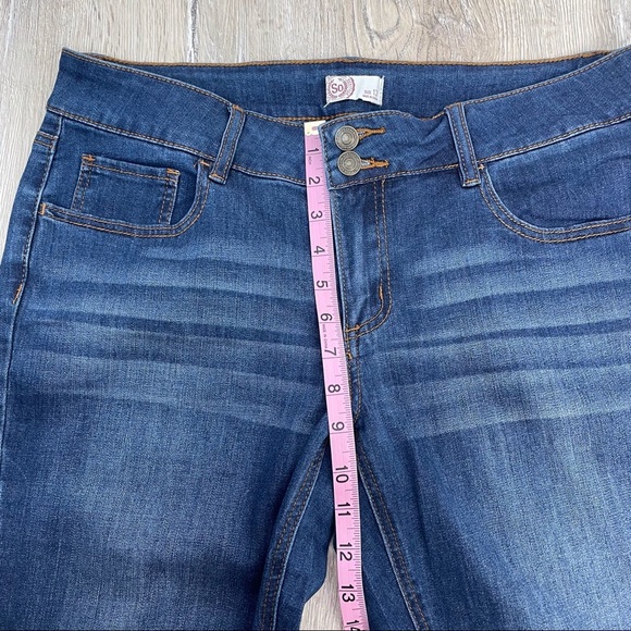 SO Cropped Jeans Sz 13 - Picture 3 of 6